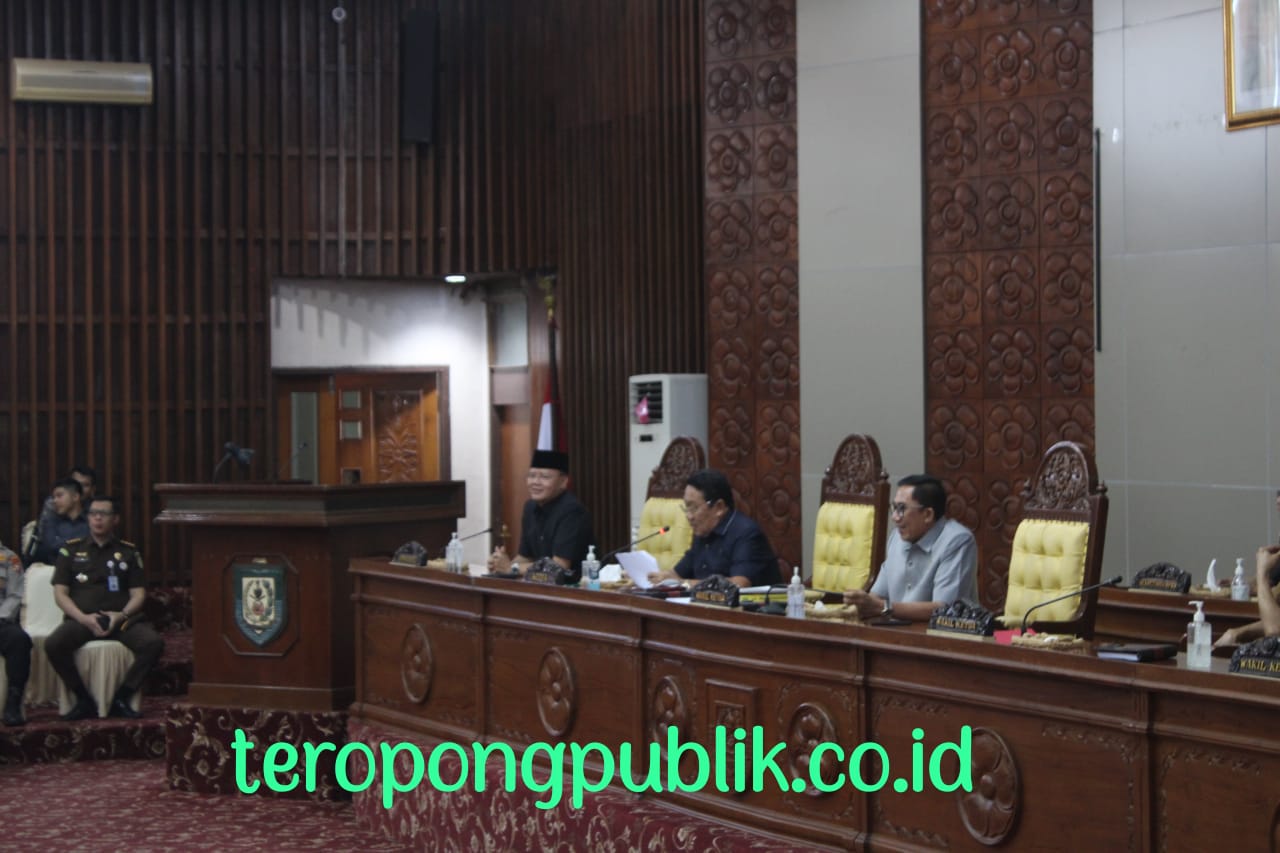 Sampaikan LKPJ Tahun 2022, Gubernur Rohidin Beberkan Pendapatan Daerah Terealisasi di atas Target