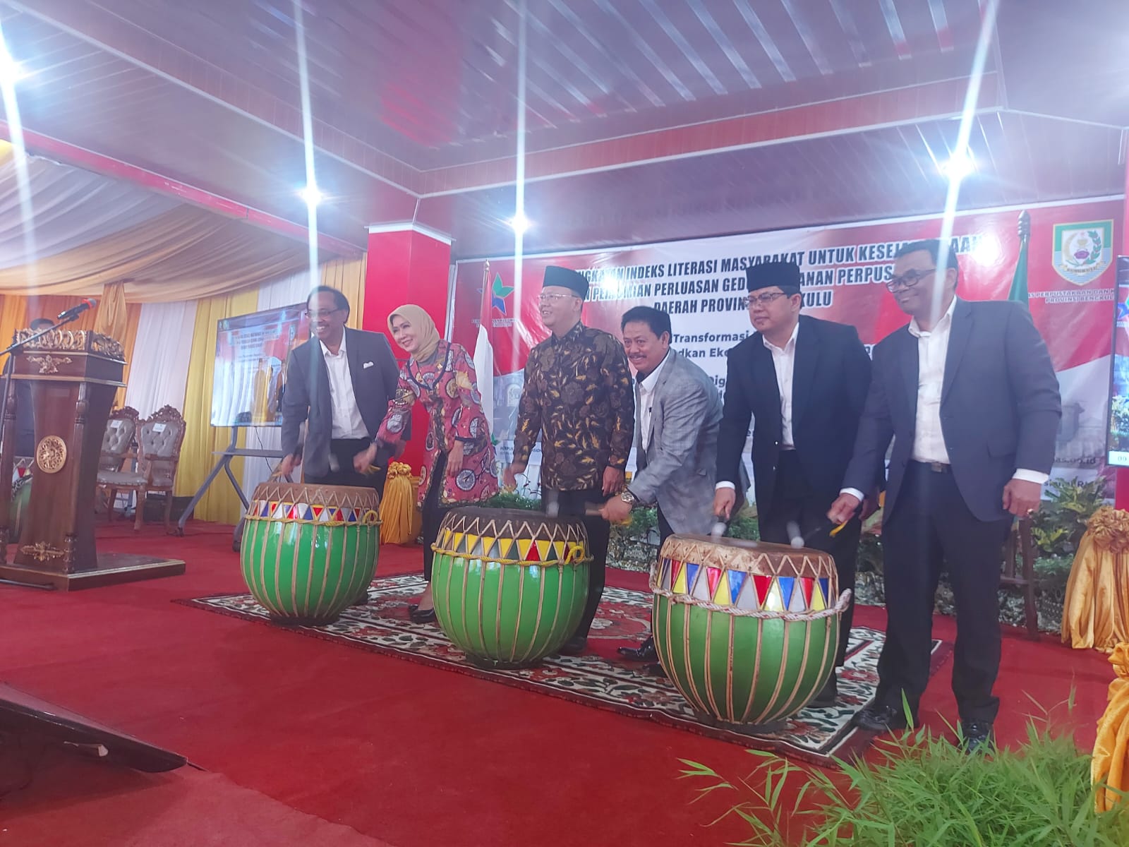 Prestasi Luar Biasa,Perpustakaan Daerah Provinsi Bengkulu Raih Akreditasi A Plus