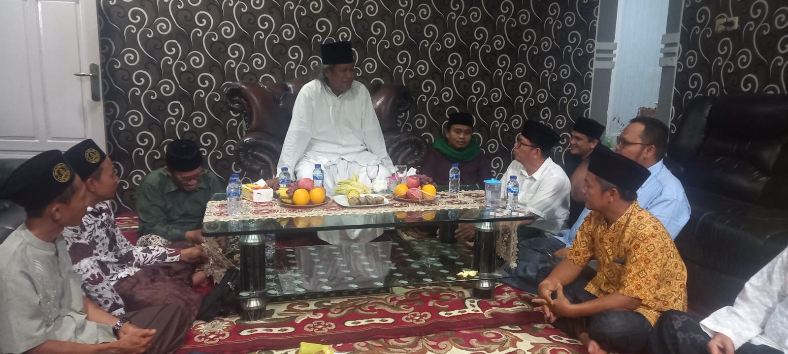 Wan Sui : Terimakasih K.H. Ahmad Muwafiq Udah Mampir Kerumah