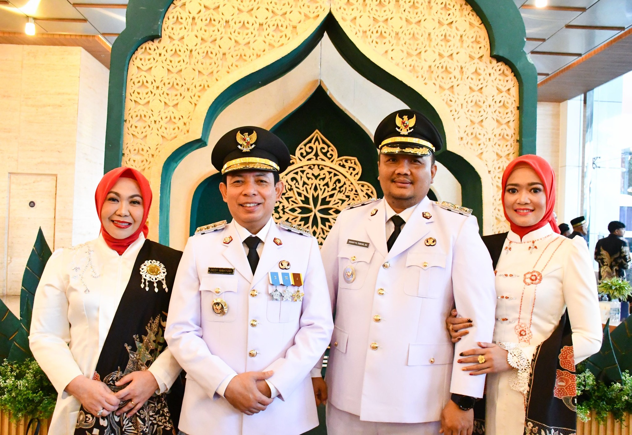 Pelantikan Walikota dan Wakil Walikota Bengkulu: Awal Kepemimpinan Dedy  Wahyudi dan Ronny PL Tobing | Teropong Publik