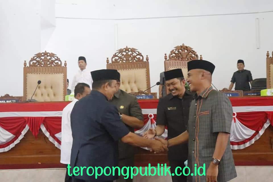 Bupati Seluma Tahun Anggaran 2022, Selasa (28/3/2023) di Gedung Paripurna DPRD Seluma.