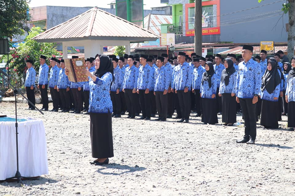Ketua DPRD Kepahiang Windra Purnawan,SP Hadiri Pembagian SK dan Pegambilan Sumpah/Janji 293 POegawai Negeri Sipil