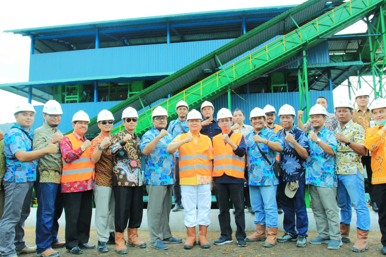 GUBERNUR,PENEMAN SAWIT