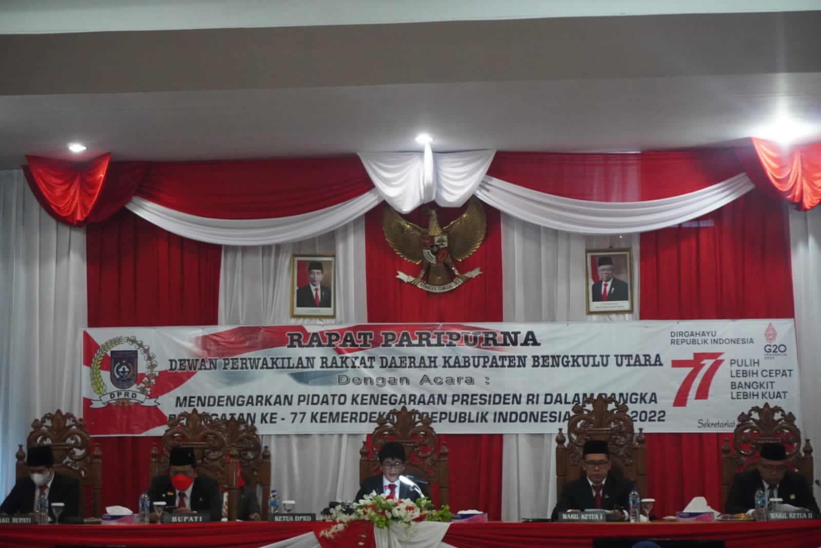 Paripurna ,DPRD ,Bupati dan Forkopimda Bengkulu Utara Mendengarkan Pidato Kenegaraan Presiden RI Tahun 2022