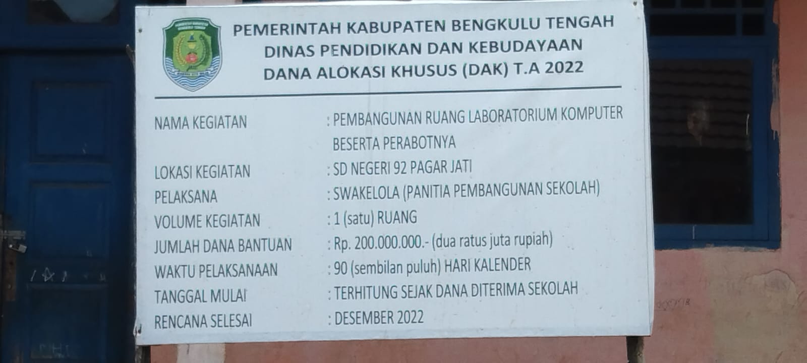 Meningkatkan Pendidikan dan Kesehatan SD Negeri 92 Pagar Jati Kab Benteng Bagun Ruang UKS dan Laboratorium