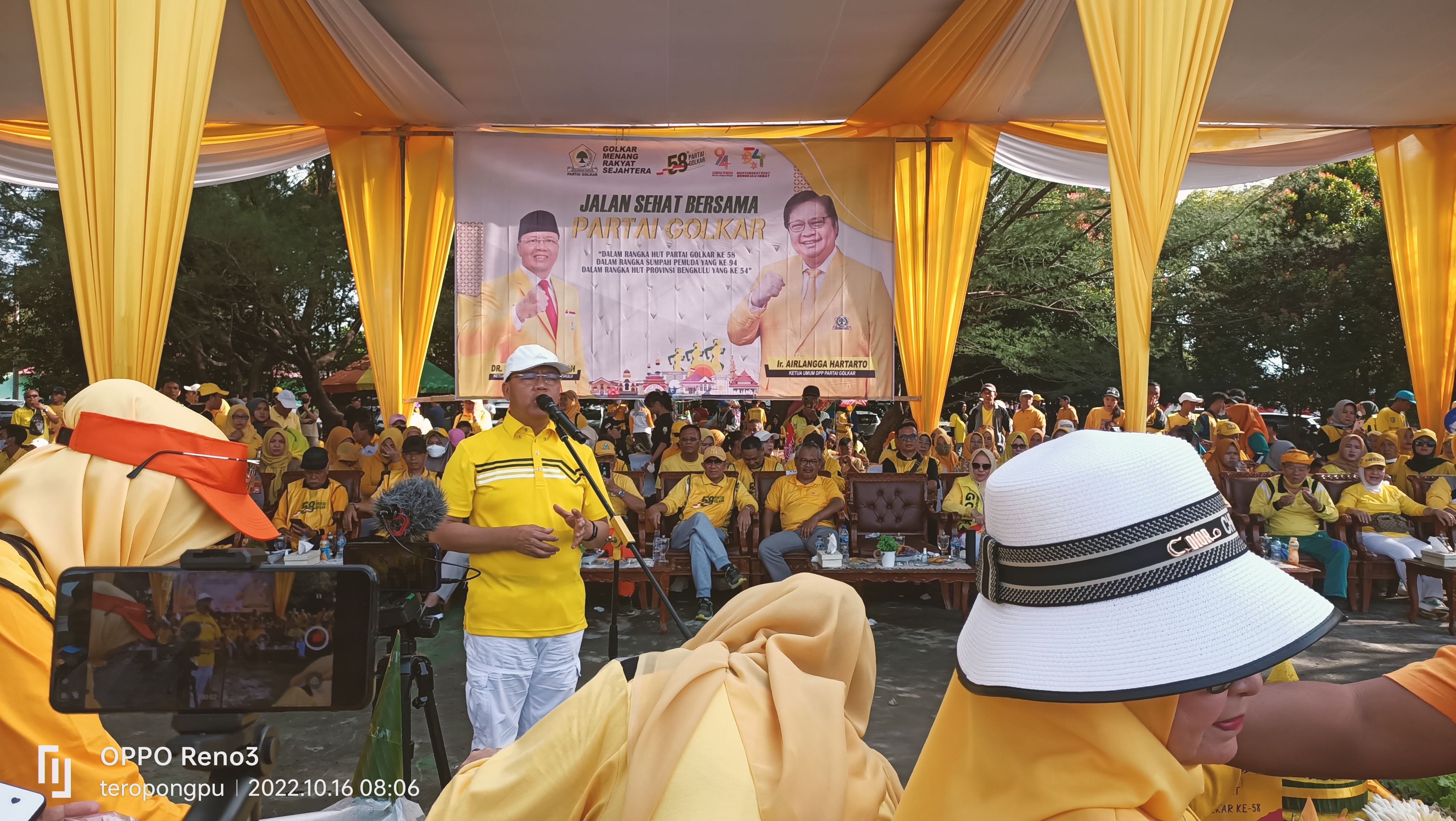 Peringati HUT Golkar Ke- 58, Bengkulu yellow day