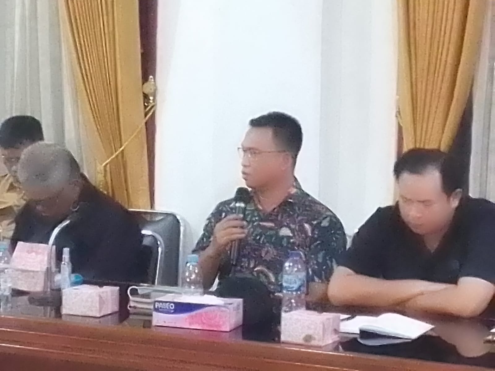 Komisi 2 DPRD Mengelar Rapat Dengar Pendapat Permohonan Pelepasan HGU 11 PT Sil
