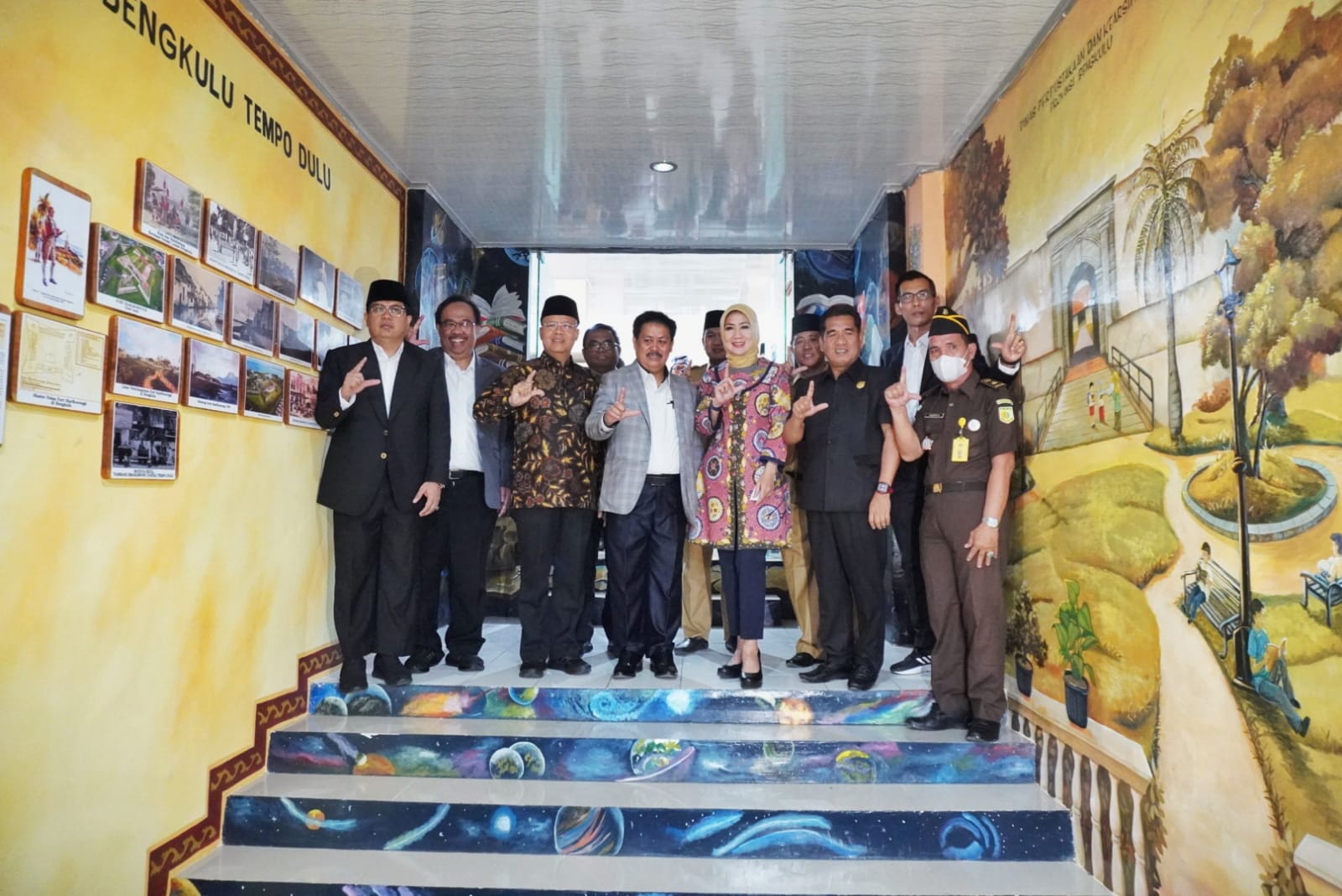 Prestasi Luar Biasa,Perpustakaan Daerah Provinsi Bengkulu Raih Akreditasi A Plus