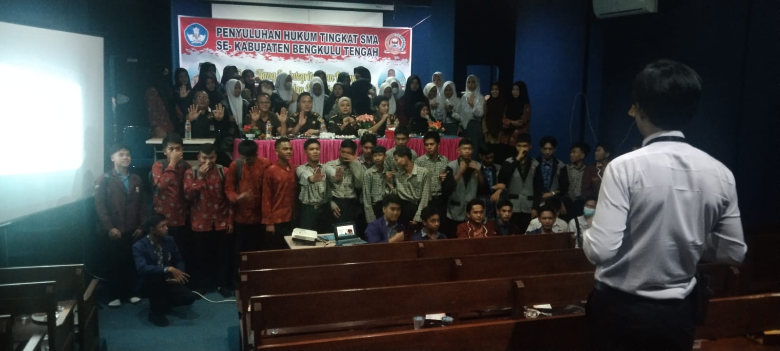 Dinas Pendidikan Dan Kebudayaan dan Lembaga Aliansi Indonesia Provinsi Bengkulu,Adakan Penyuluhan Hukum Tingkat SMA Se – Kabupaten Bengkulu Tengah