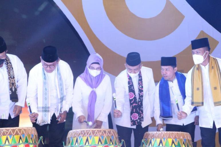 Kapolda Bengkulu Hadiri Kemeriahan Pergelaran Seni dan Budaya Festival Tabut 2022