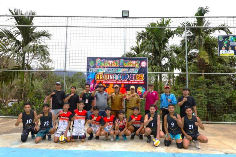 Wabup Bengkulu Tengah Buka Turnamen Voli Arjuna Cup 2025, 57 Tim Ambil Bagian