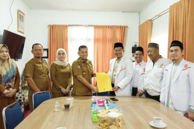 DPD PKS Kota Bengkulu Serahkan SK Kepengurusan Baru ke Kesbangpol, Fokus pada Sinergi dan Pendidikan Politik