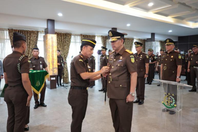 Kejati Bengkulu Lantik Pejabat Eselon II dan III, Wujudkan Penguatan Kinerja dan Integritas Lembaga