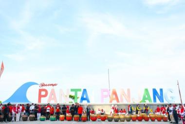 Pemkot Bengkulu Terus Percantik Pantai Panjang, Dorong Wisata Ramah dan Nyaman bagi Pengunjung